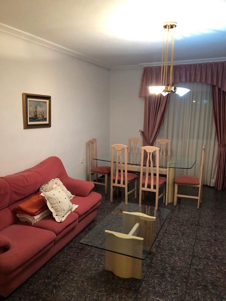 Menjador de Casa o xalet de lloguer en Torre-Pacheco amb Moblat, Forn i Rentadora