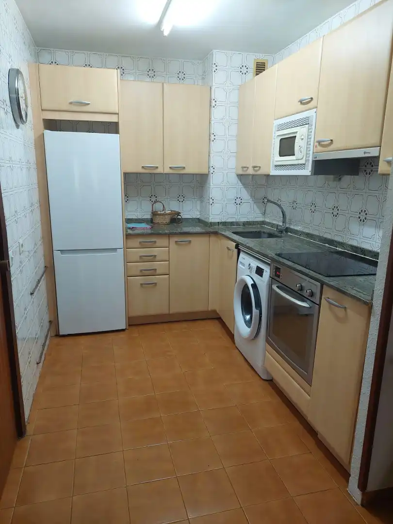 Kitchen of Flat for sale in  Logroño  with Heating, Furnished and Balcony