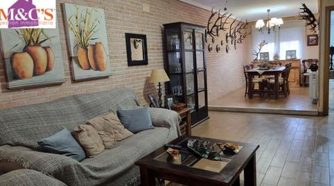 Foto 3 de Casa adosada en venda a Argamasilla de Calatrava, Ciudad Real