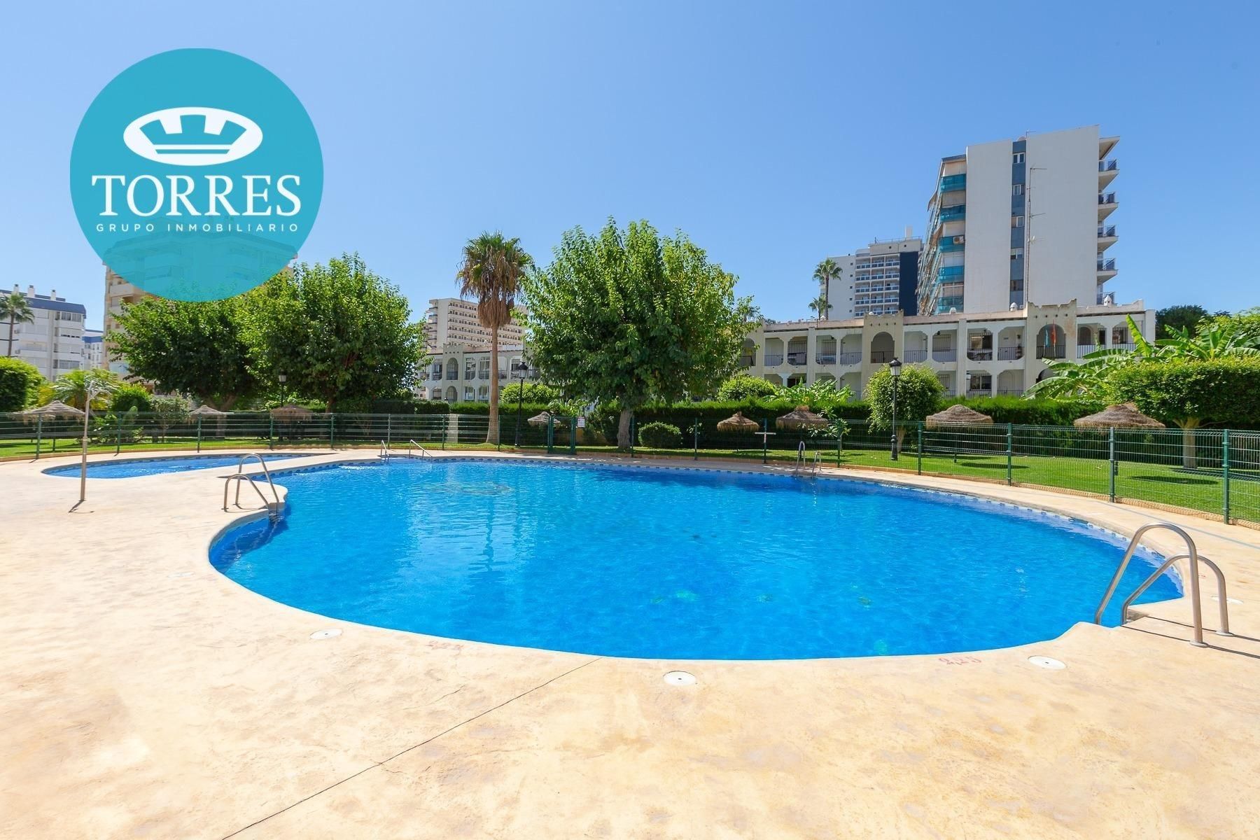 Swimming pool of Attic for sale in Benalmádena  with Air Conditioner, Private garden and Terrace