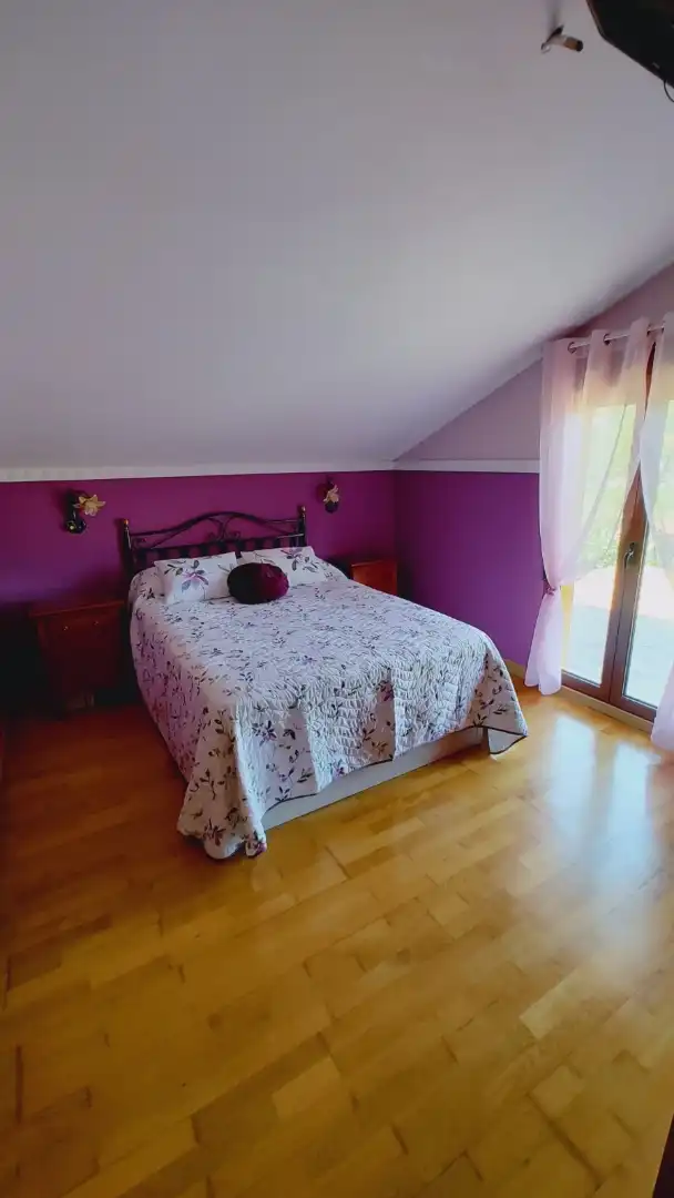 Habitación de Casa o chalet en venta en Santa María de Cayón con Terraza, Piscina y Balcón