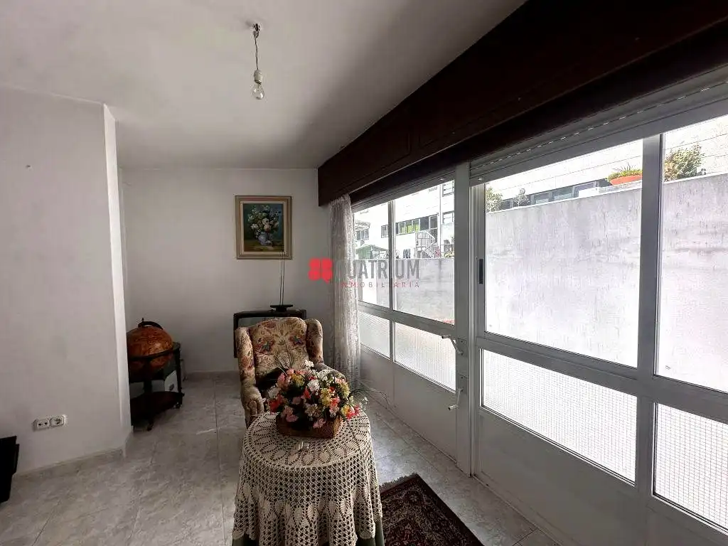 Vista exterior de Casa o xalet en venda en Santiago de Compostela  amb Terrassa, Traster i Balcó