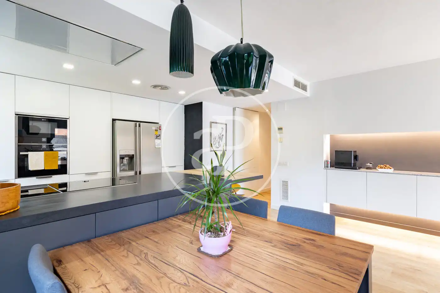 Küche von Wohnung zum Verkauf in Esplugues de Llobregat mit Klimaanlage, Heizung und Privatgarten