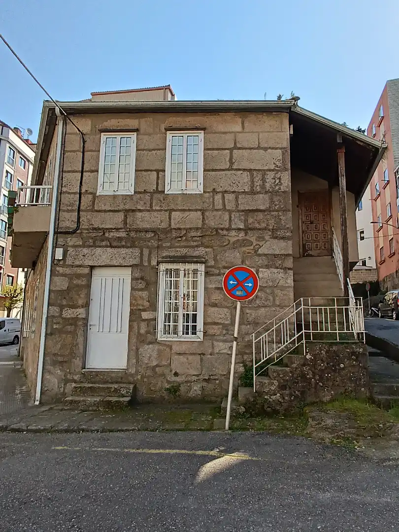 Parking de Casa o chalet en venta en Pontevedra Capital  con Balcón