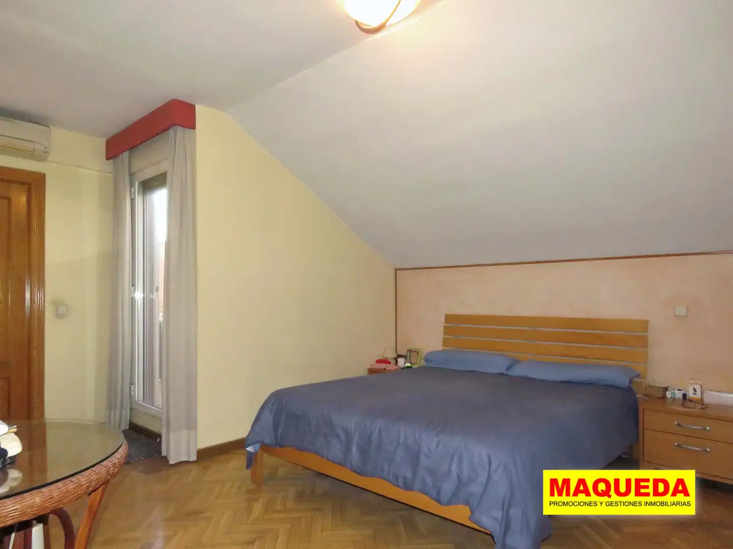 Schlafzimmer von Maisonette zum Verkauf in Alcorcón mit Klimaanlage, Heizung und Parkett
