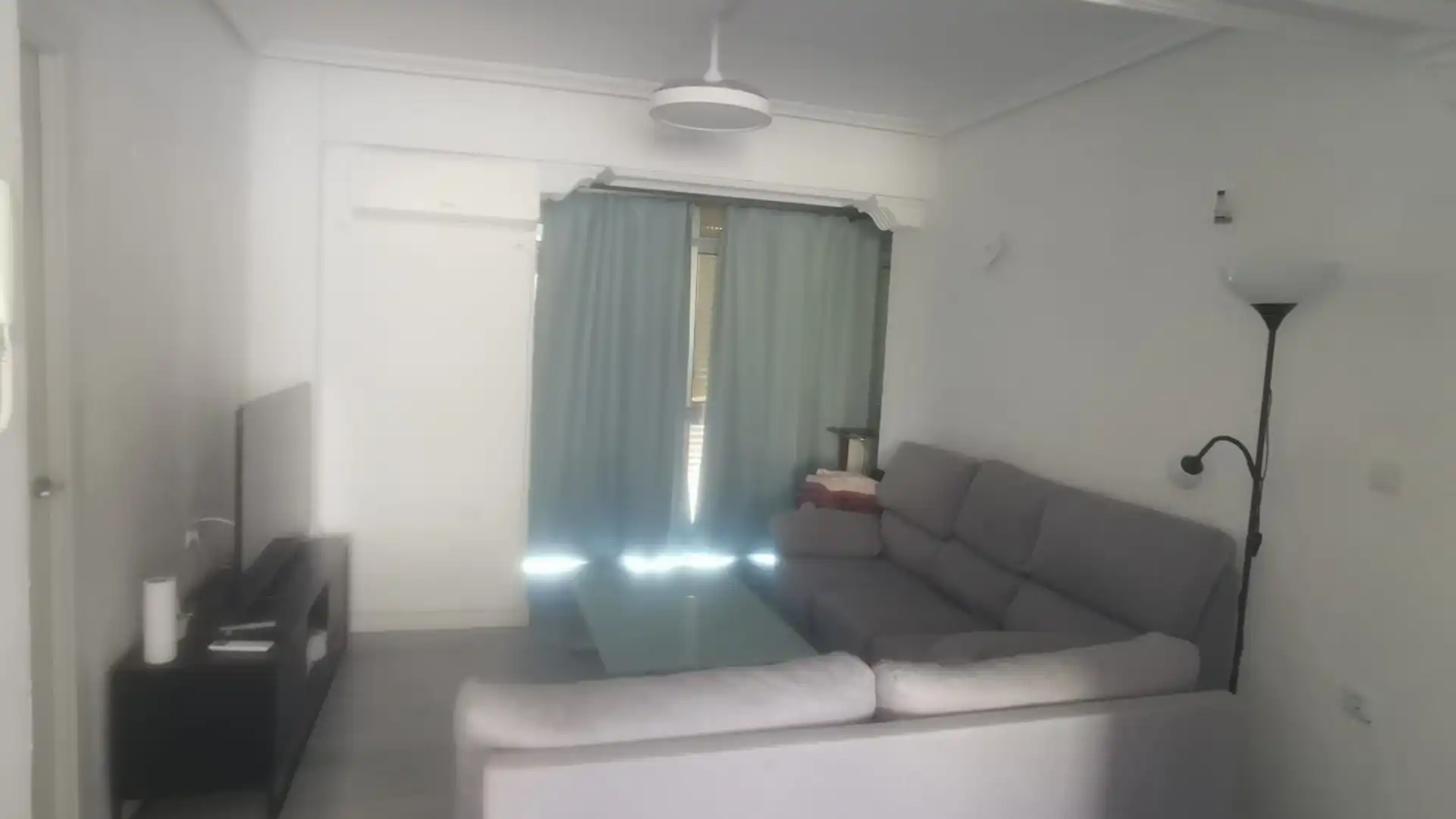 Living room of Flat for sale in  Sevilla Capital  with Air Conditioner, Heating and Furnished