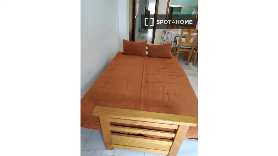 Schlafzimmer von Wohnungen zur untervermieten in Benidorm mit Klimaanlage, Terrasse und Möbliert