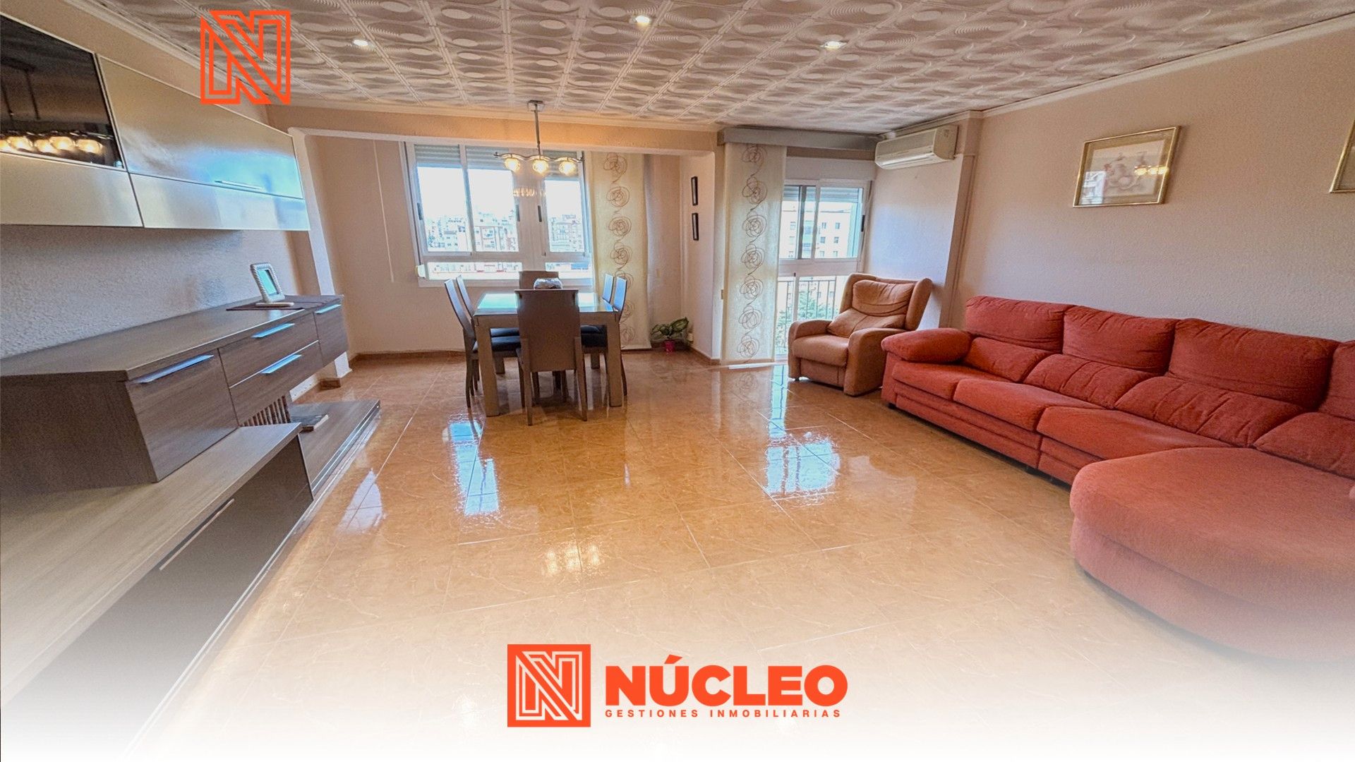 Sala d'estar de Pis en venda en Castellón de la Plana / Castelló de la Plana amb Moblat