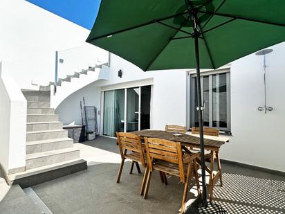 Terrassa de Casa adosada en venda en Estepona amb Aire condicionat, Terrassa i Piscina