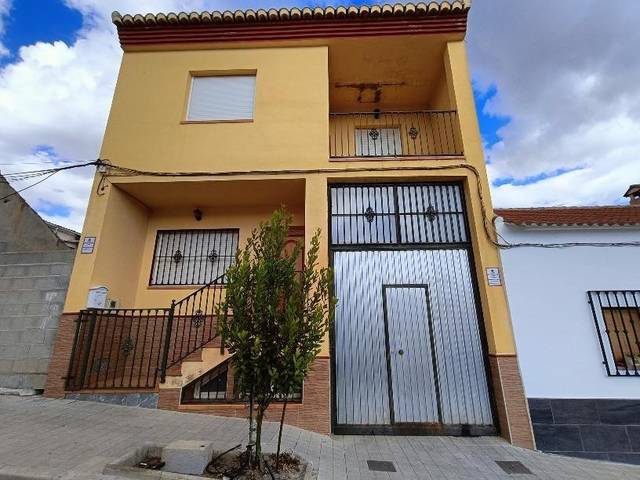 Casa-chalet en Venta en Calle MALAGA en Arenas del Rey