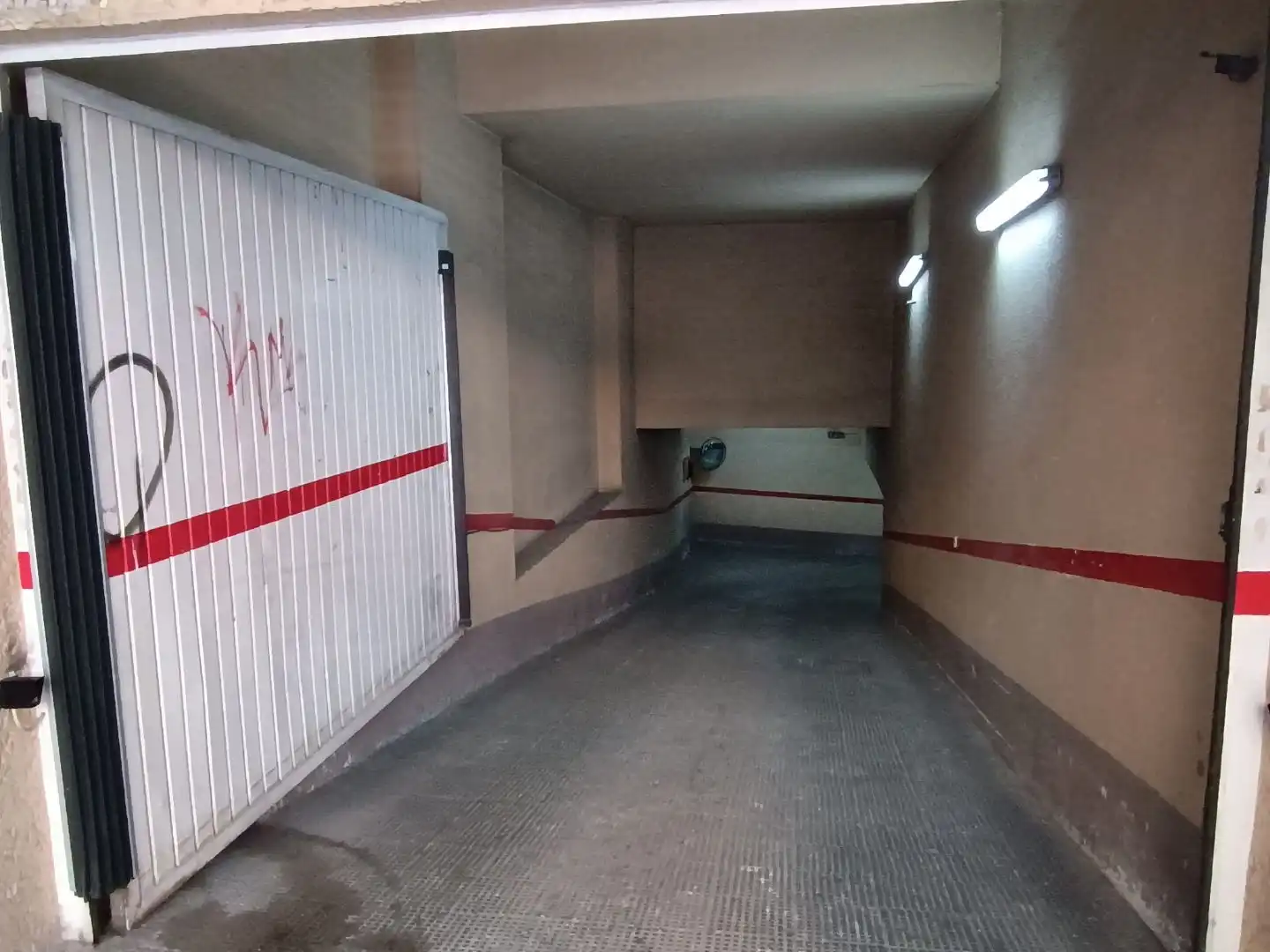 Einzelparkplatz zum Verkauf in Calle Plàtans 45, imagen 4