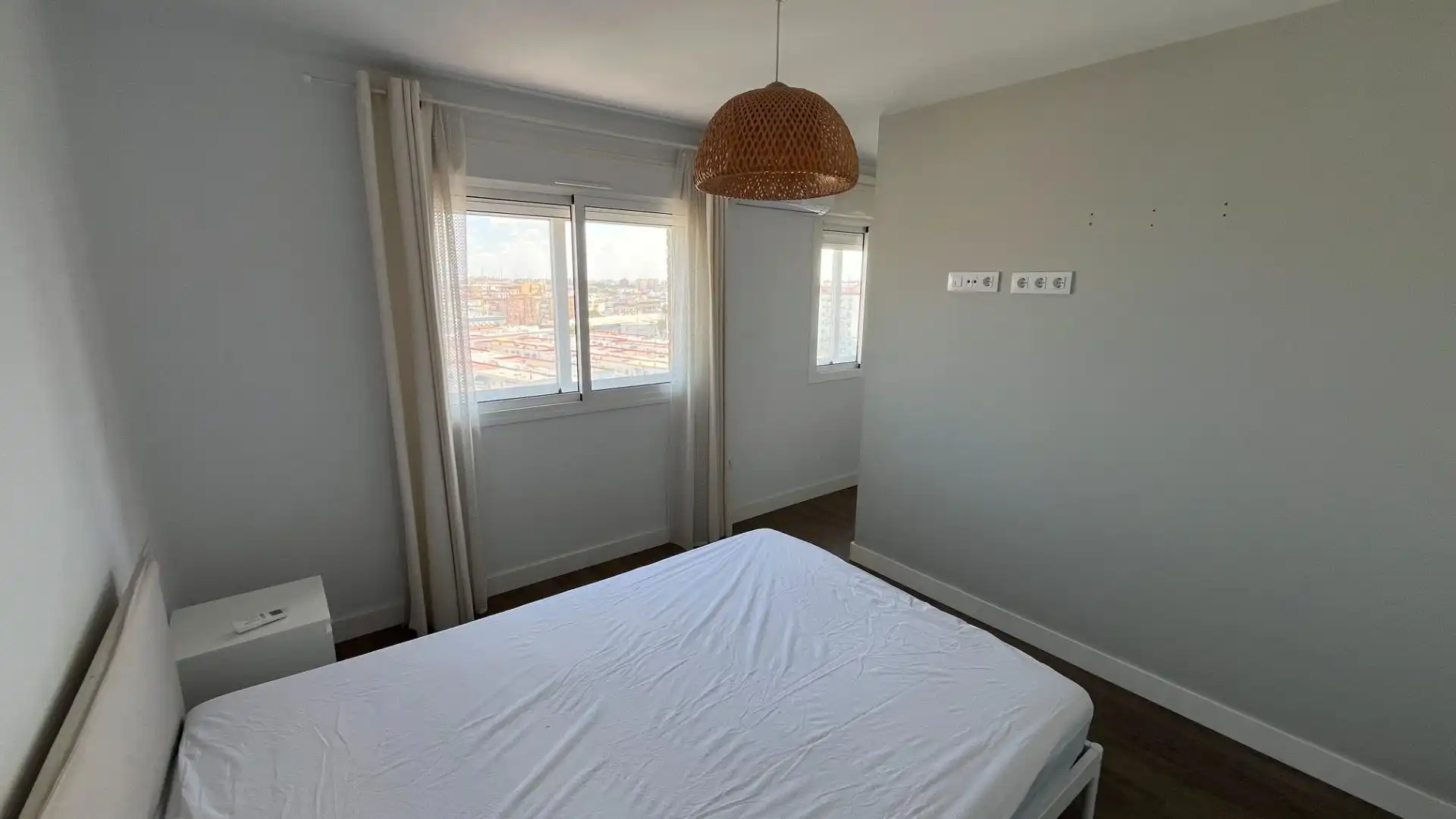 Flat for rent in Calle del Avión Cuatro Vientos, Parque María Luisa -Giralda Sur