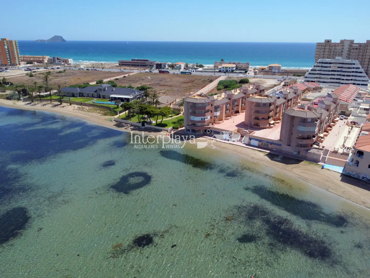 Vista exterior de Casa o chalet en venta en La Manga del Mar Menor con Aire acondicionado, Amueblado y Alarma