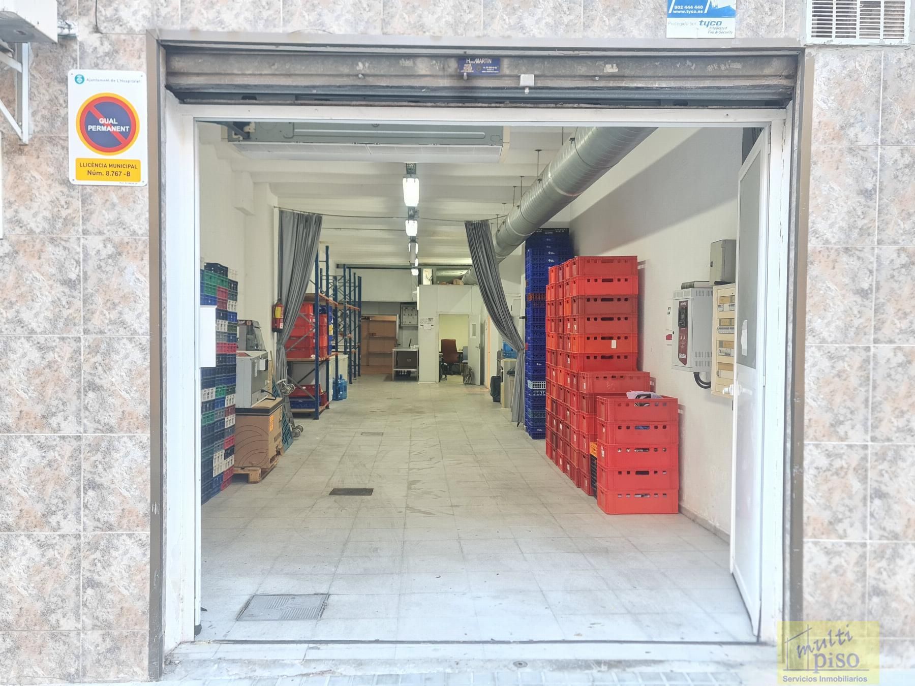 Local en venda en L'Hospitalet de Llobregat amb Aire condicionat