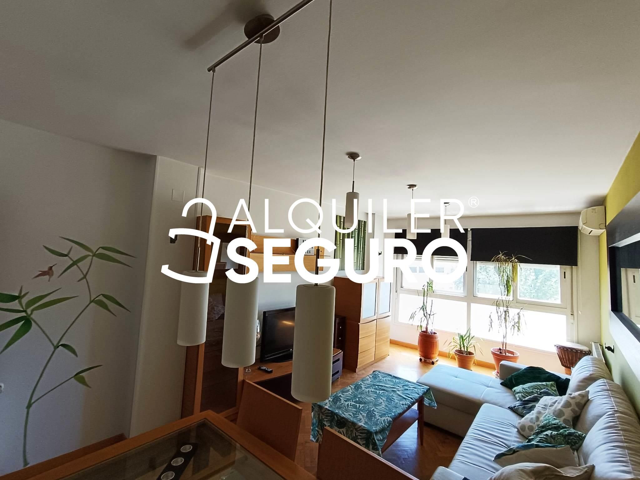 Sala d'estar de Pis de lloguer en Getafe amb Aire condicionat, Calefacció i Moblat