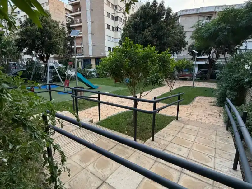 Terrassa de Pis en venda en  Sevilla Capital amb Aire condicionat i Balcó