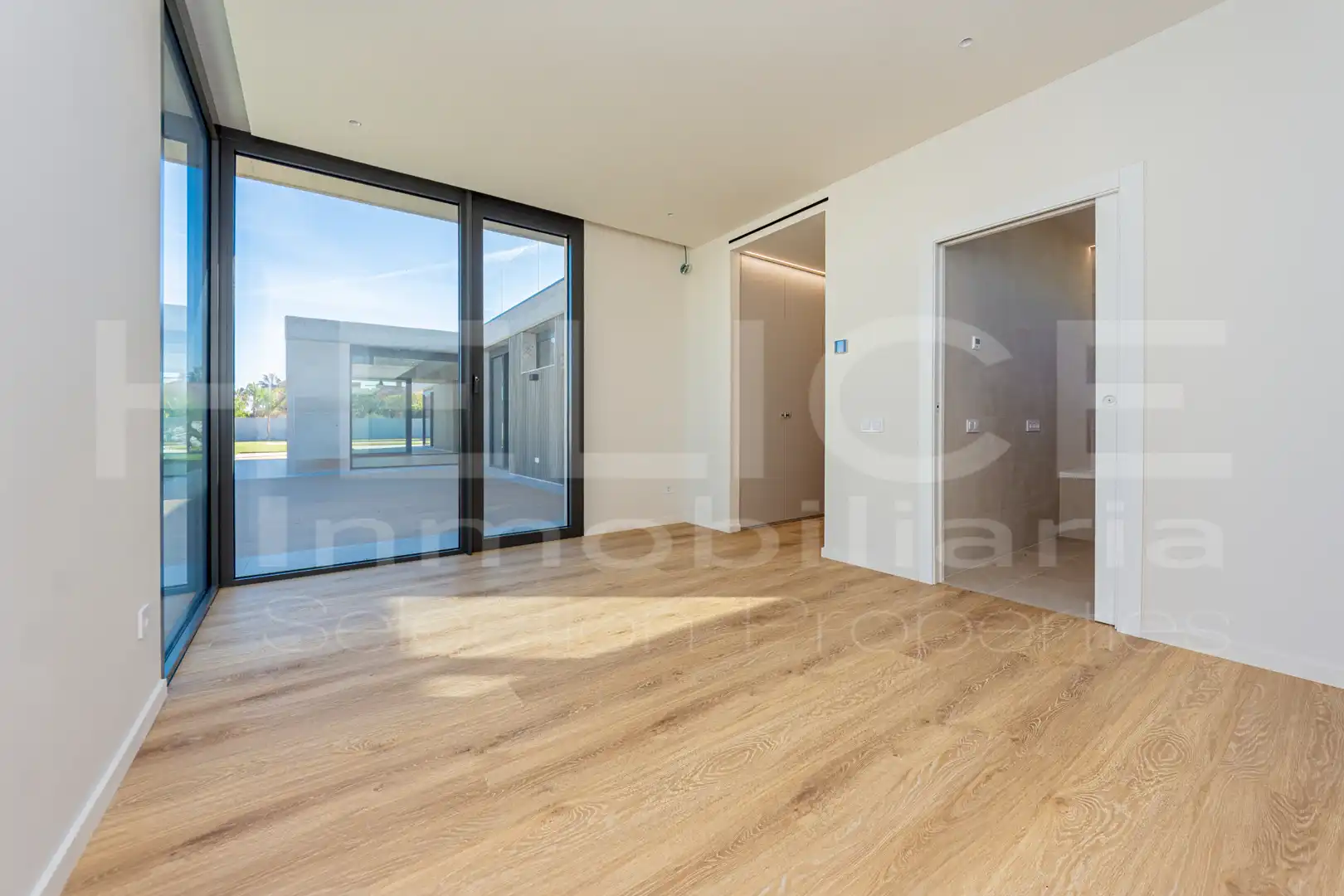 Haus oder Chalet zum Verkauf in Calle Mar de China, Torre en Conill - Cumbres de San Antonio