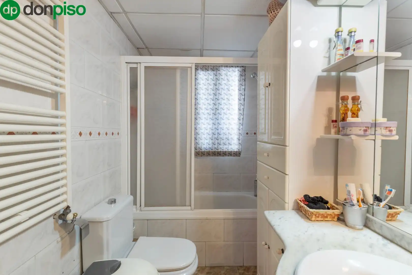 Bathroom of Detached homes for sale in Armilla  with Air Conditioner, Heating and Terrace