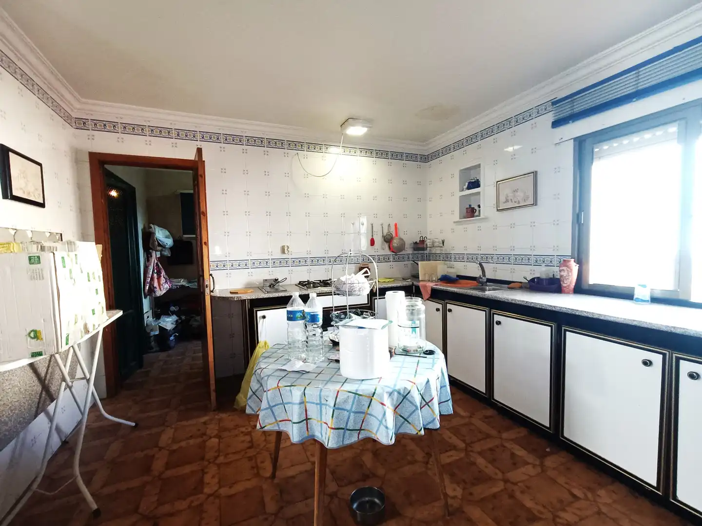 Cuina de Casa adosada en venda en Villanueva del Ariscal amb Aire condicionat, Jardí privat i Terrassa