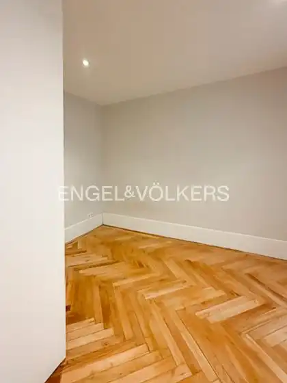 Habitación de Piso de alquiler en Madrid con Aire acondicionado, Calefacción y Parquet