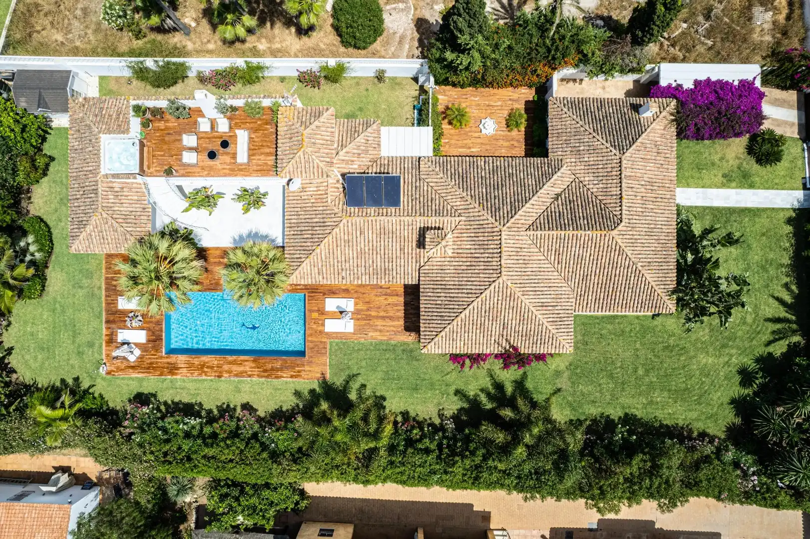 Xalet amb piscina en venda a Elviria - Cabopino, imagen 3