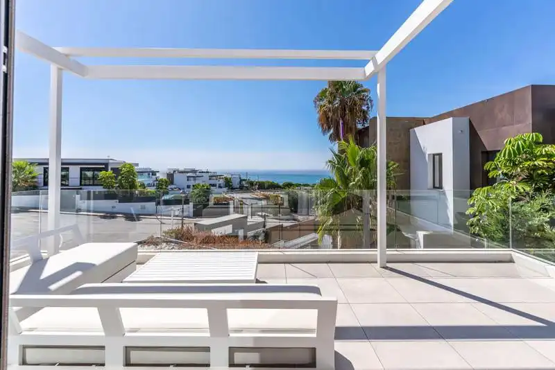Terraza de Casa o chalet de alquiler en Elviria - Cabopino