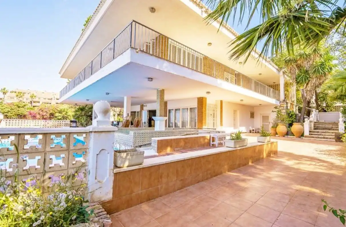 Chalet con terraza en venta en Playa de San Juan - El Cabo de las Huertas, imagen 5