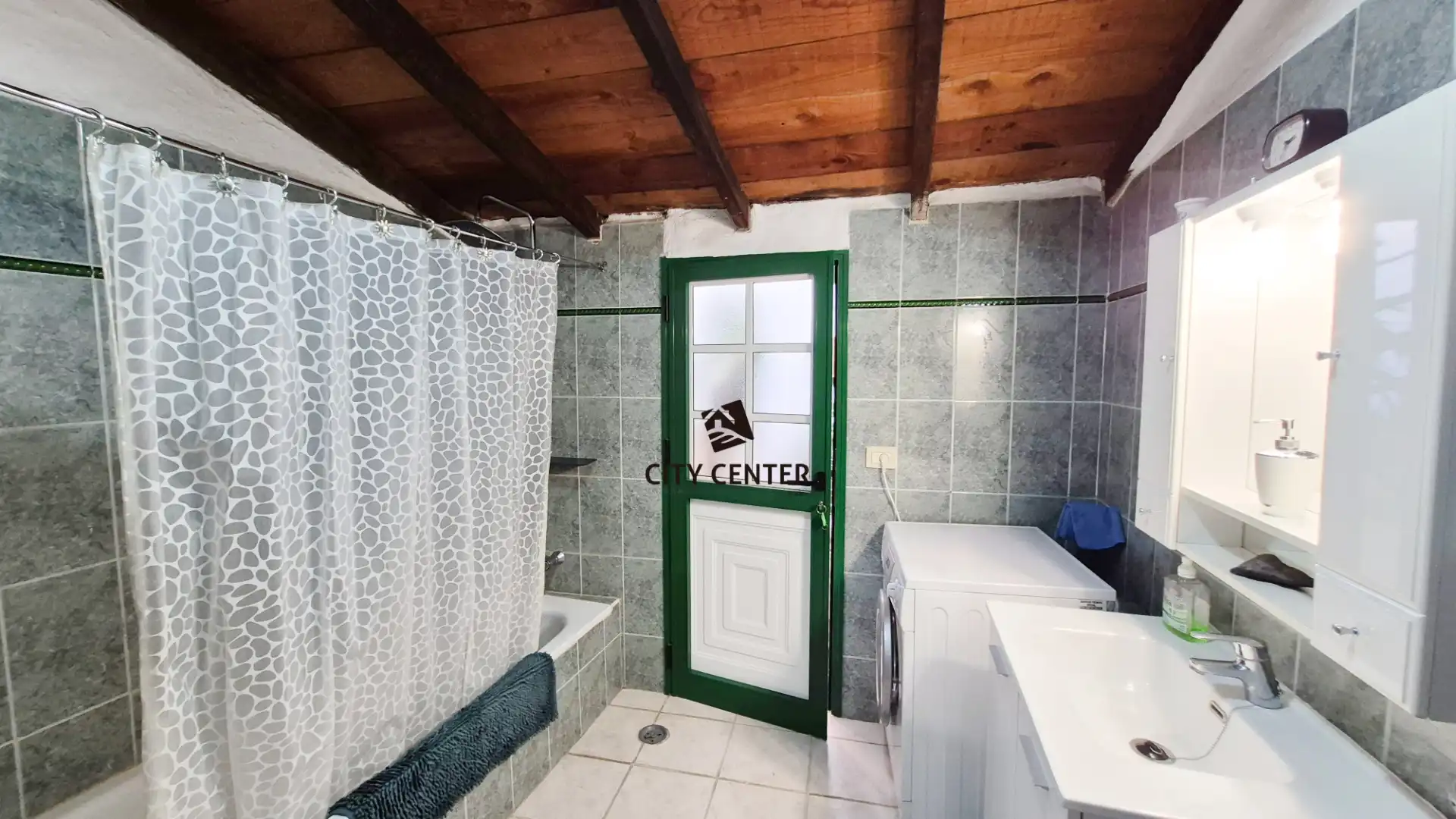 Bathroom of Houses for sale in San Miguel de Abona  with Private garden, Terrace and Jacuzzi