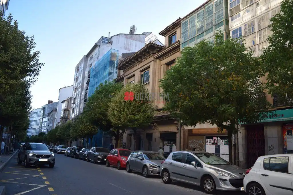 Außenansicht von Gebäude zum Verkauf in Santiago de Compostela 