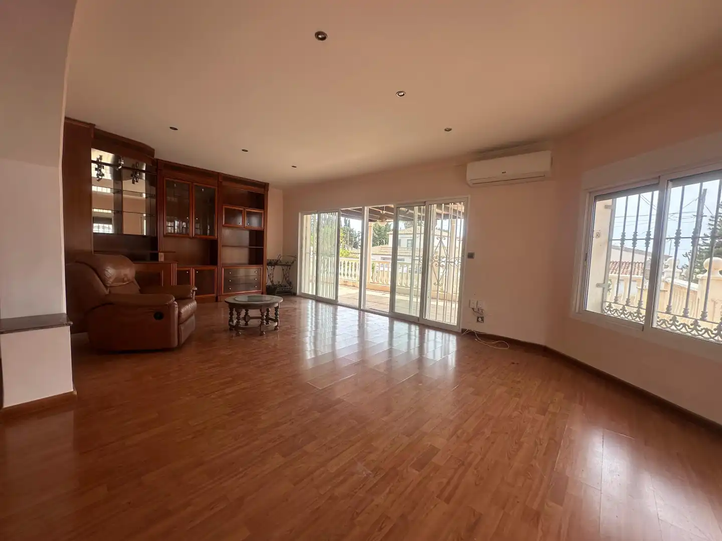 Living room of Houses for sale in Roquetas de Mar