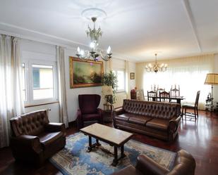 Sala d'estar de Finca rústica en venda en Ampuero amb Terrassa i Balcó