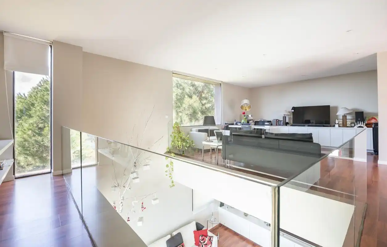Sala d'estar de Casa o xalet en venda en Valdemorillo amb Calefacció, Jardí privat i Terrassa