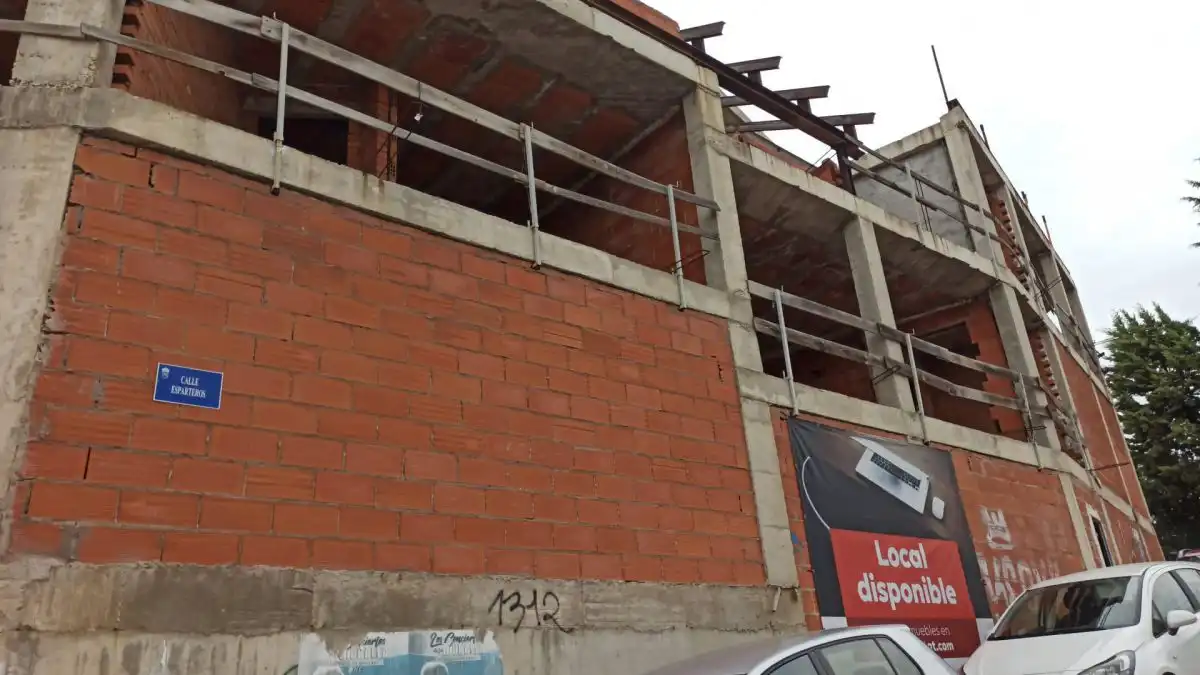 Vista exterior de Edificio en venta en Los Santos de la Humosa