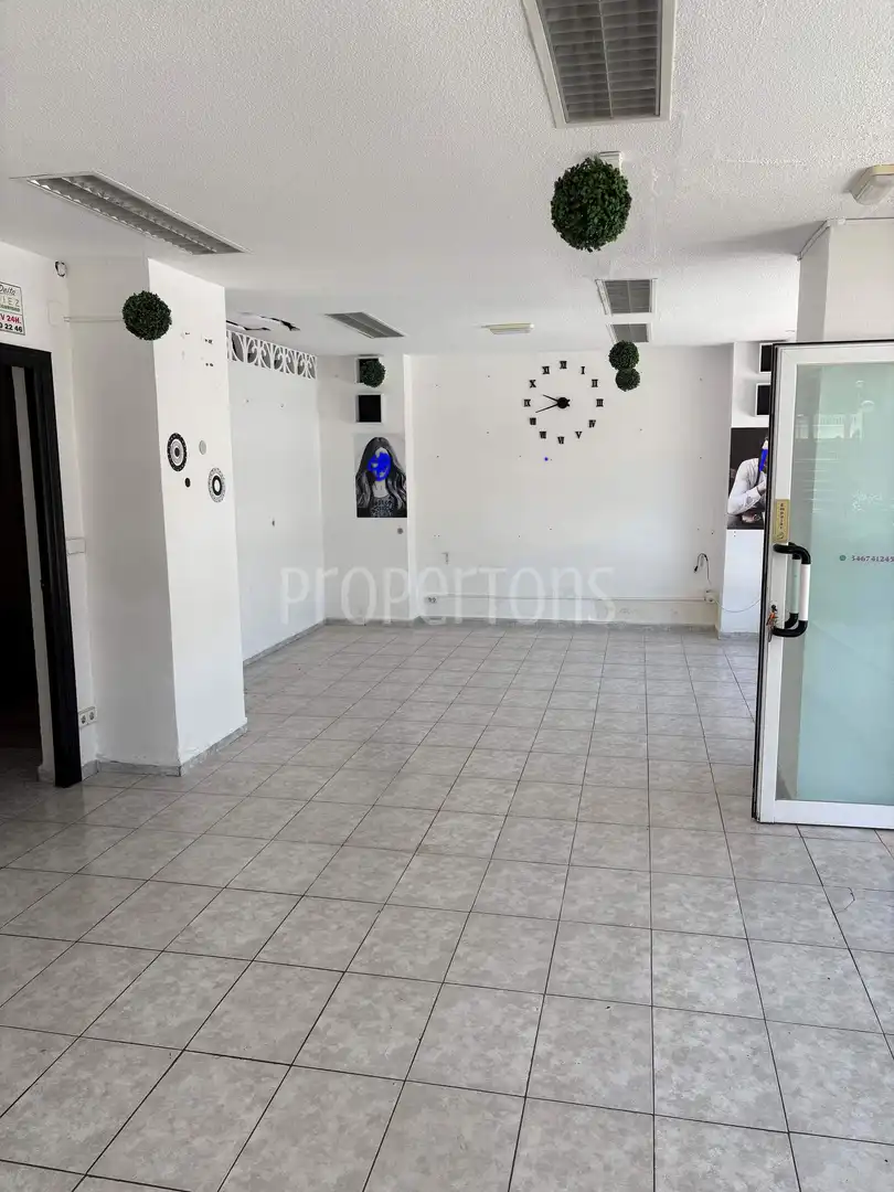 Locale commerciale in vendita a N/A, imagen 4