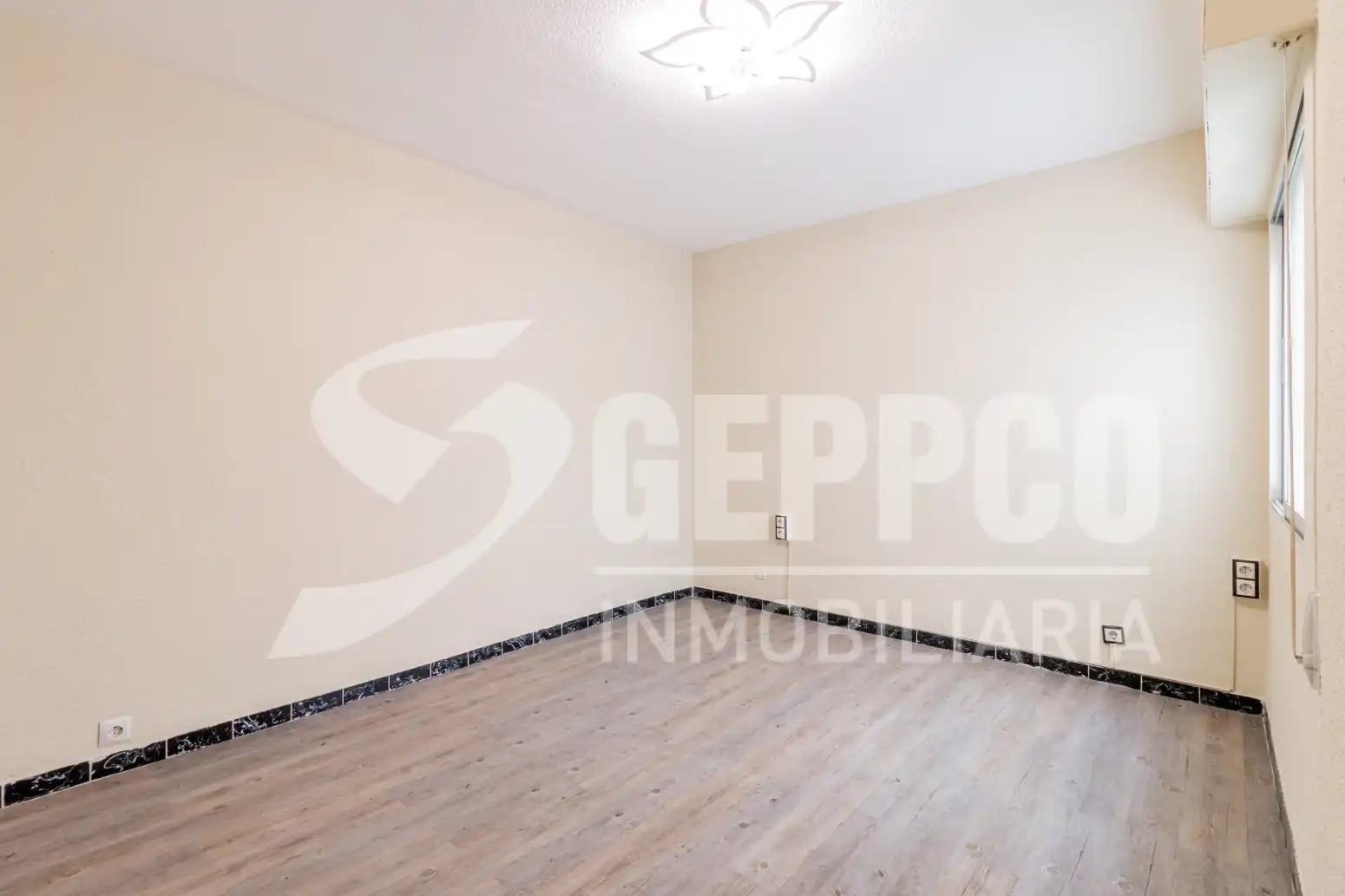 Flat for sale in Móstoles  with Terrace