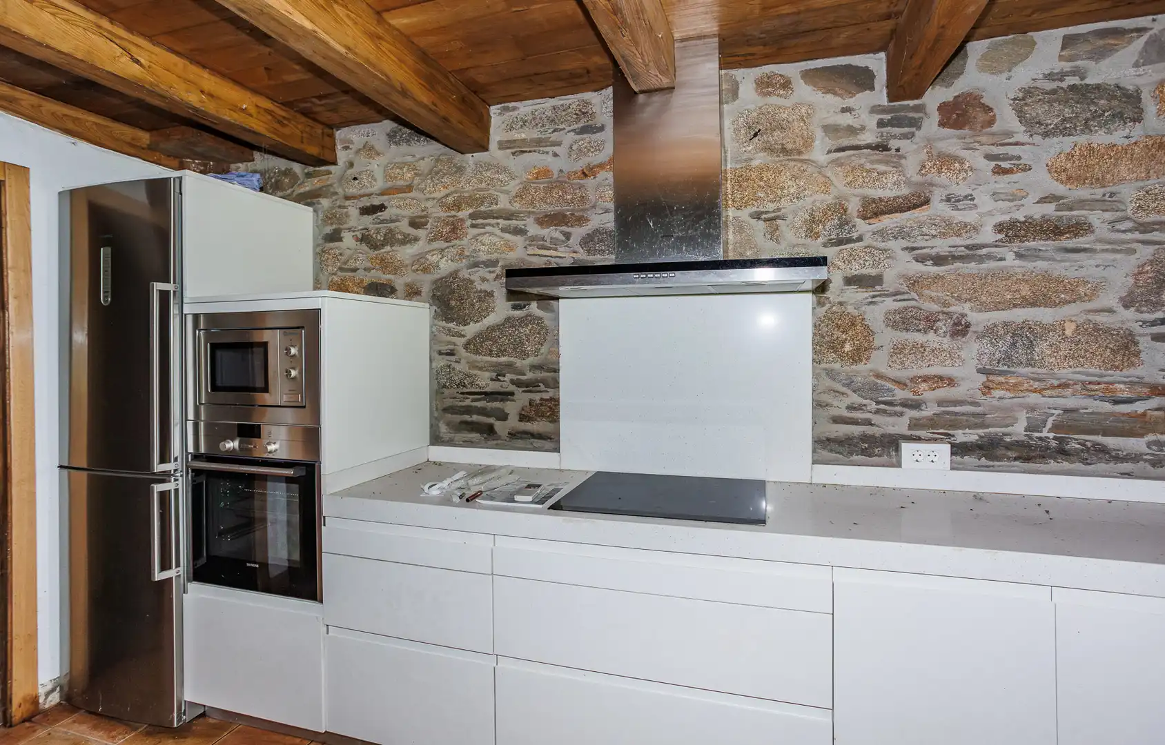Cocina de Finca rústica en venta en Begonte