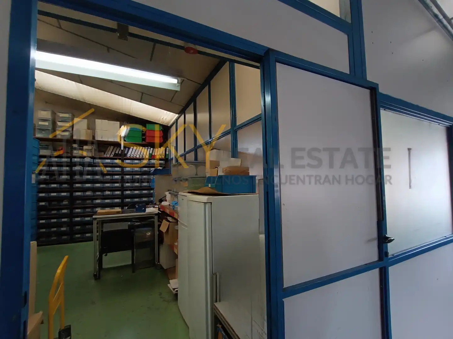 Nave industrielle avec ascenseur à vendre à Polígono de las Monjas, imagen 16