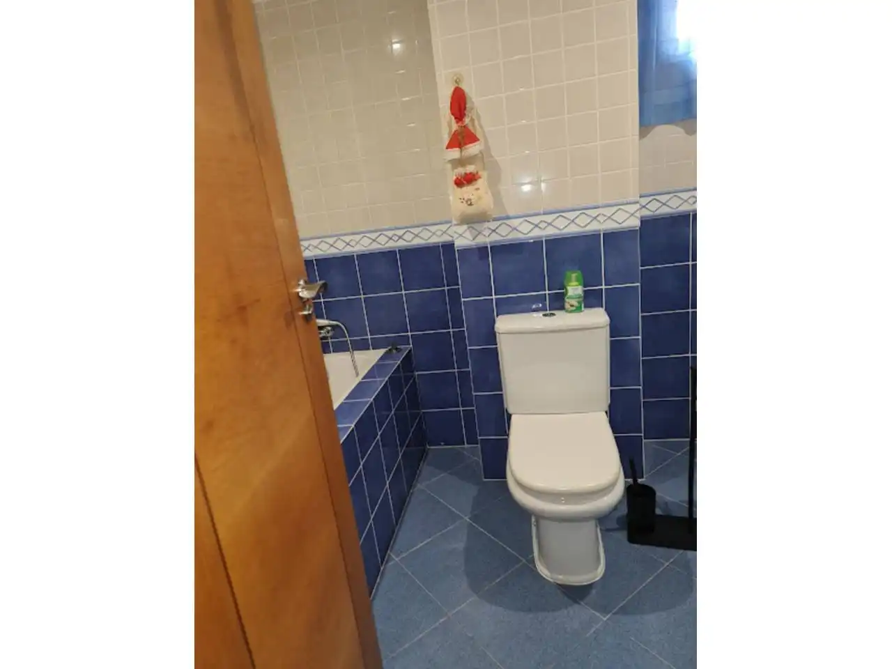Bany de Casa o xalet en venda en Sanxenxo amb Calefacció, Jardí privat i Parquet