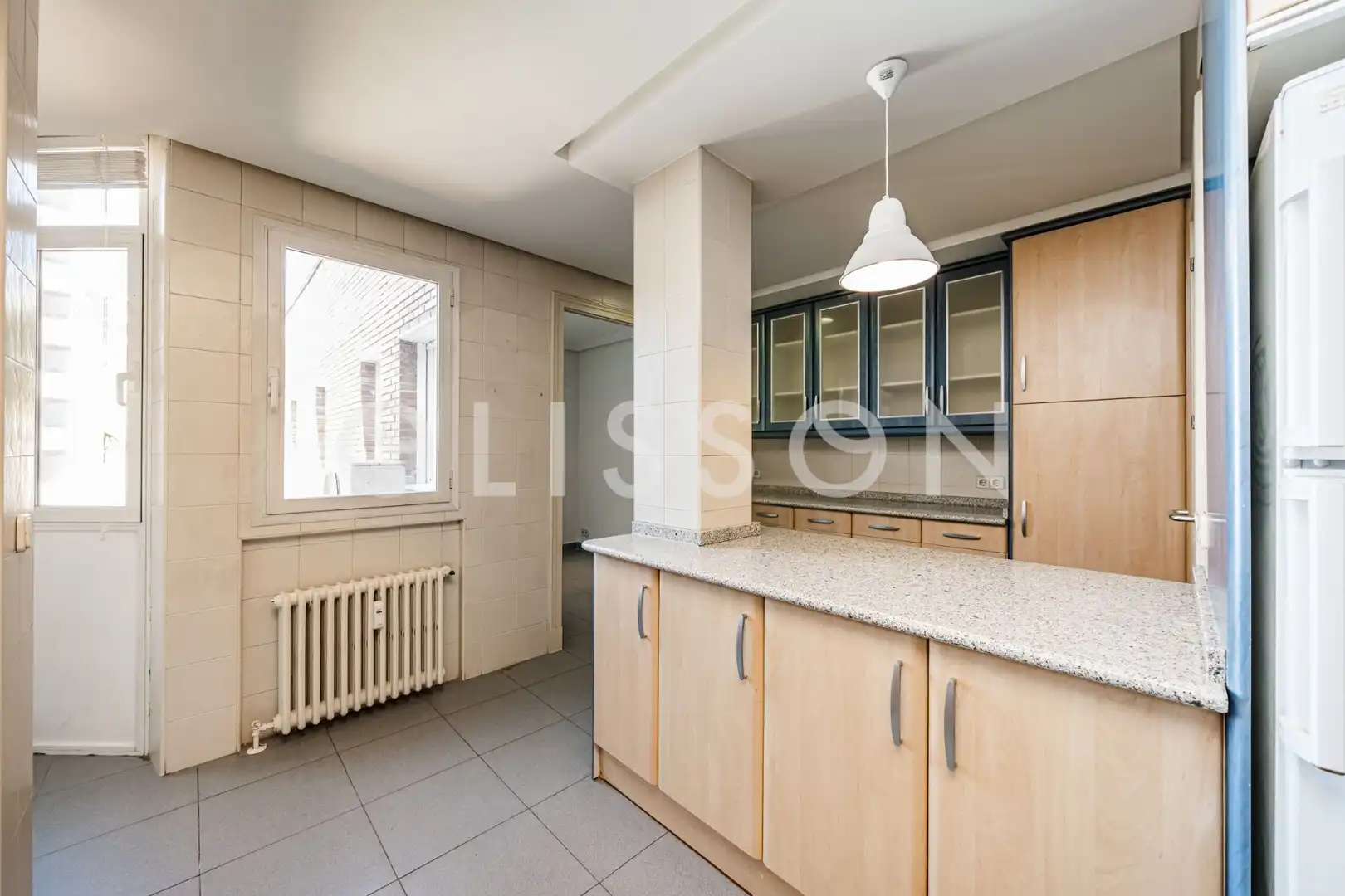 Cuina de Apartament en venda en Madrid amb Aire condicionat i Traster