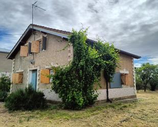 Vista exterior de Casa o xalet en venda en Sotobañado y Priorato