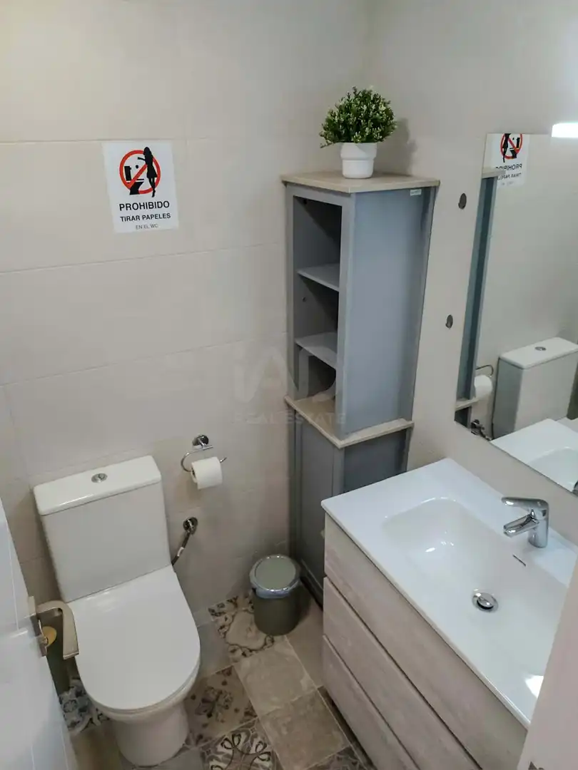 Baño de Casa adosada en venta en Santa Pola con Aire acondicionado, Calefacción y Terraza