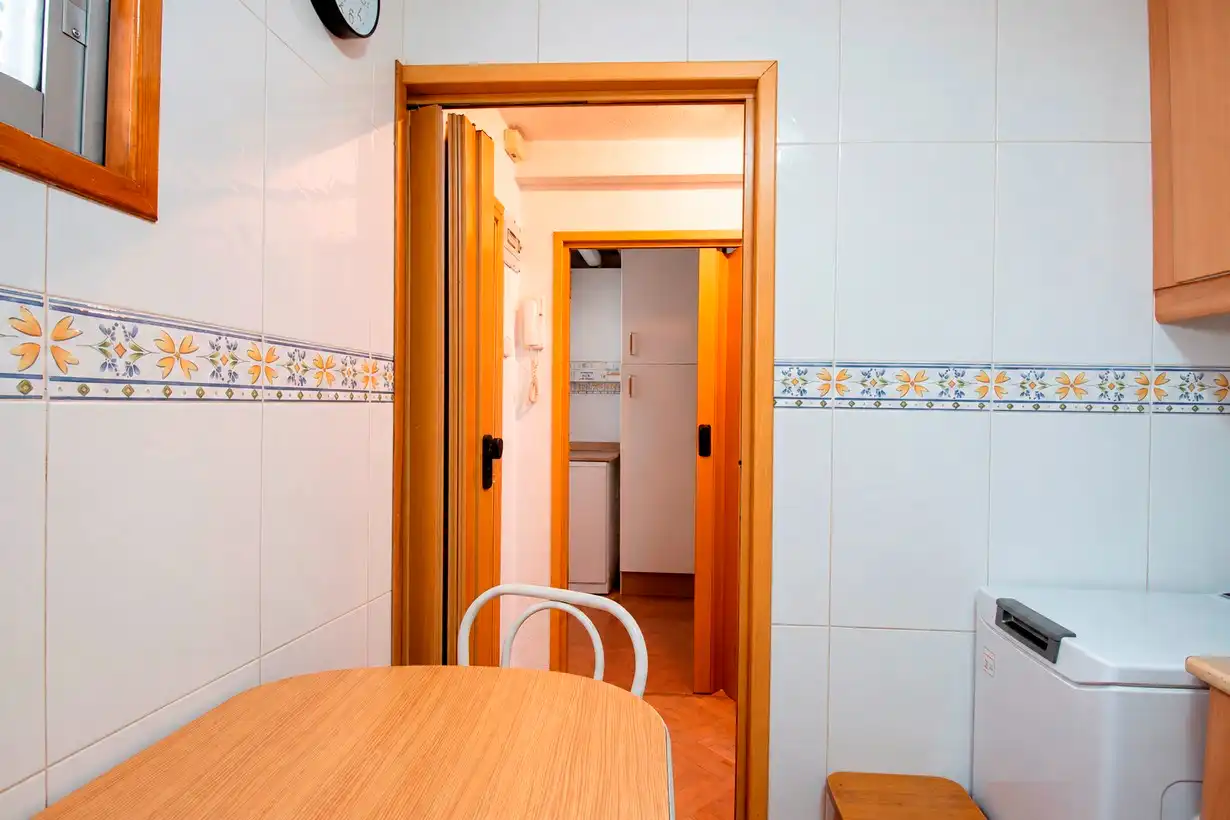 Piso en venta en Madrid con Calefacción, Amueblado y Horno