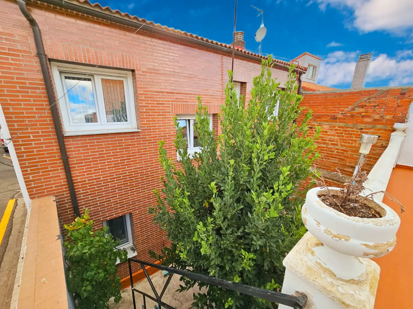 Vista exterior de Casa o chalet en venta en Palencia con Calefacción, Jardín privado y Terraza