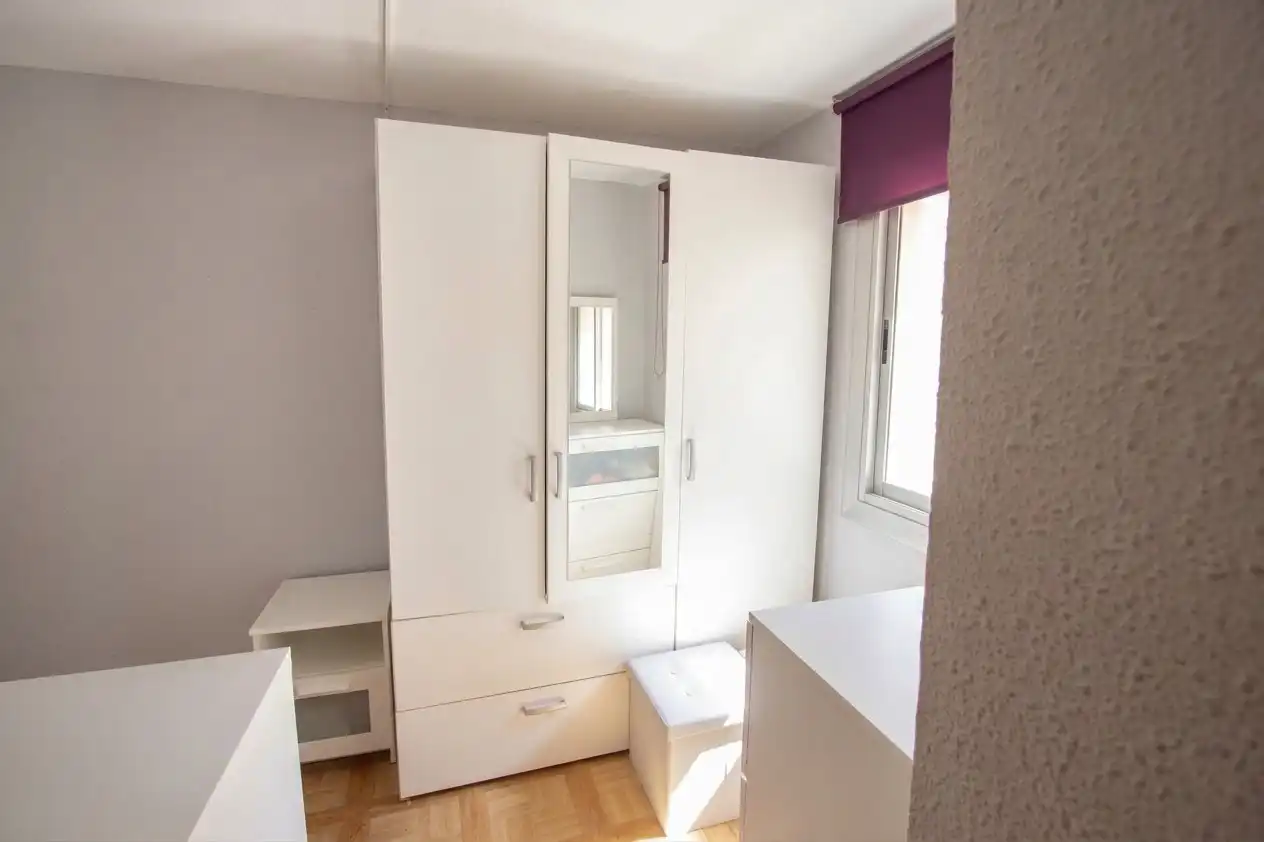 Habitación de Piso en venta en Sabadell