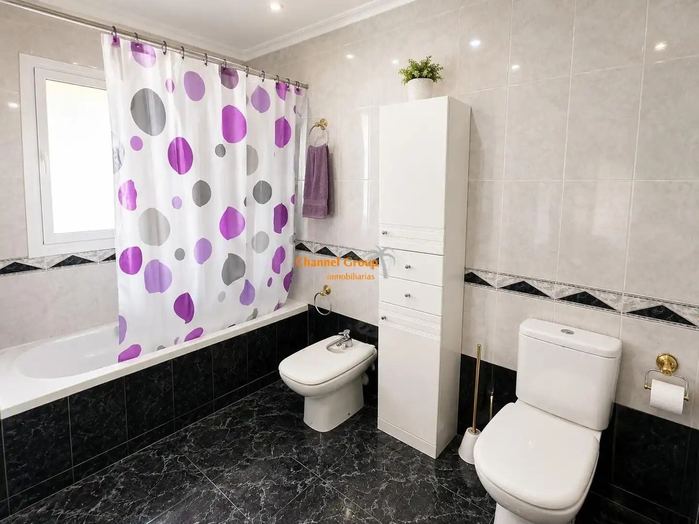 Bathroom of Flat for sale in Elche / Elx  with Air Conditioner, Heating and Balcony