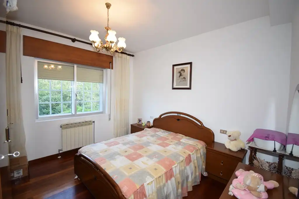 Dormitori de Casa o xalet en venda en Fene amb Jardí privat, Terrassa i Moblat