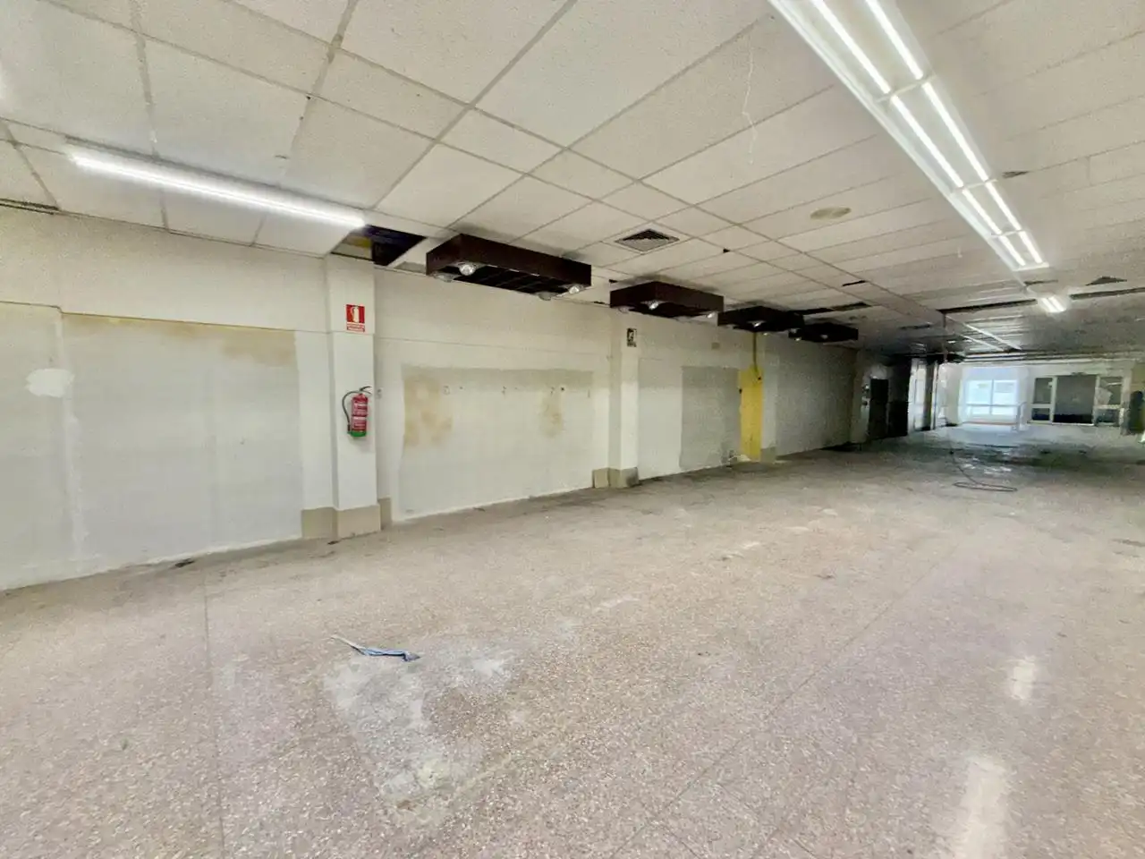 Locale commerciale in vendita a Calle Santa Clara, imagen 25