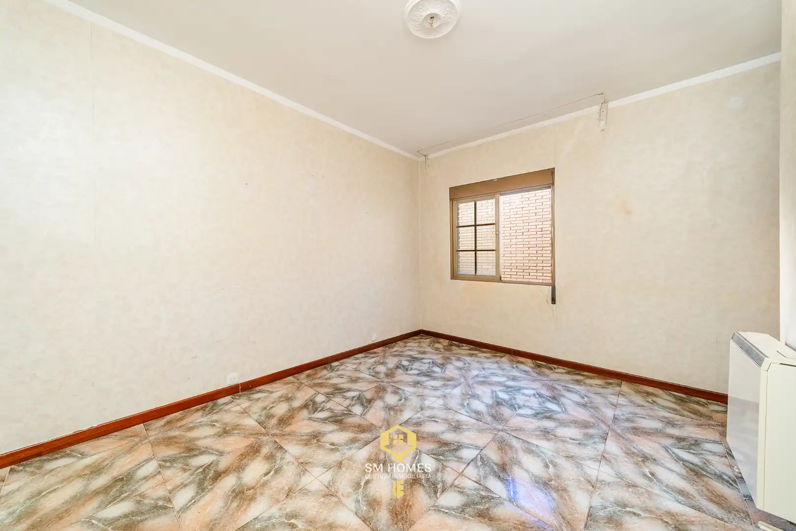 Piso en venta en Coslada con Calefacción, Terraza y Horno