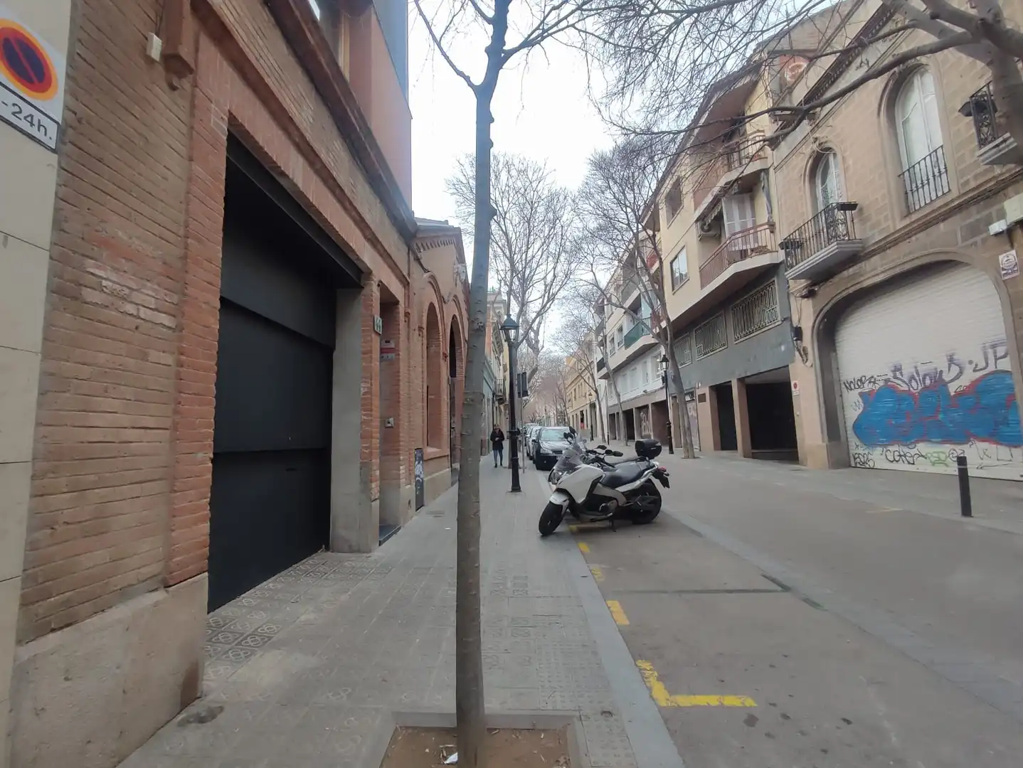 Vista exterior de Garaje de alquiler en Barcelona