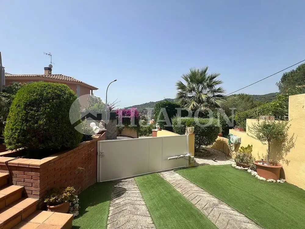 Jardí de Casa o xalet en venda en Vilassar de Dalt amb Aire condicionat, Calefacció i Jardí privat